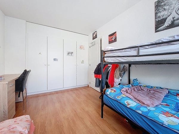 Sion/Pont-de-la-Morge, bel appartement de 1.5 pièces de 120 m2 avec balcon et 2 places de parc 12