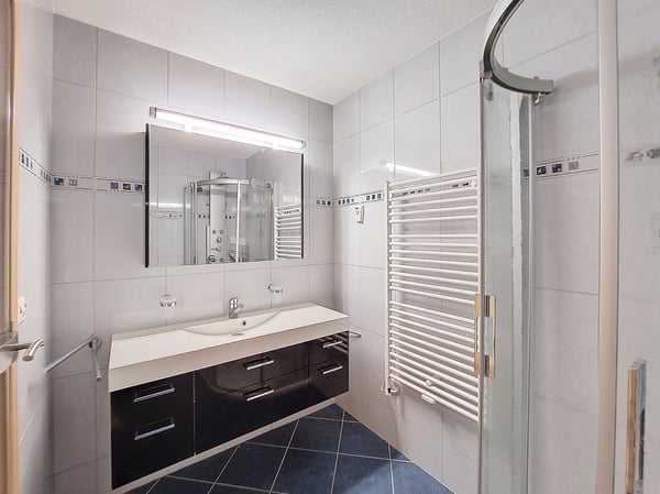 Vétroz, appartement de 4.5 pièces de129 m2 proche des commodités avec garage box et place de parc 11