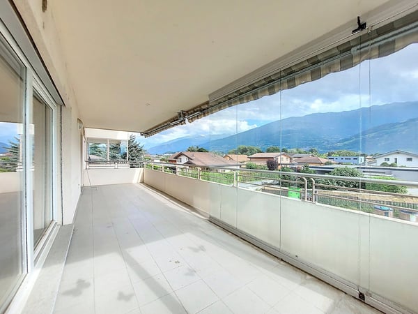Vétroz, appartement de 4.5 pièces de129 m2 proche des commodités avec garage box et place de parc 7