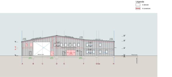 Sion, à louer 1 local de 355.50m2 dans un bâtiment industriel entièrement rénové. 8