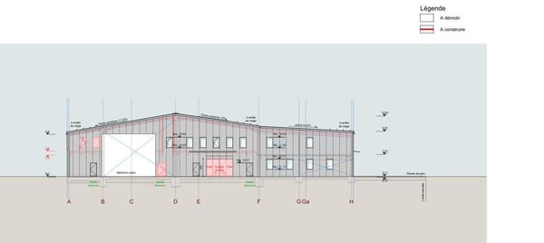 Sion, à louer 2 locaux de 297.60 m2 chacun dans un bâtiment industriel entièrement rénové. 13