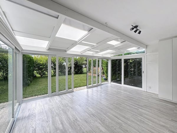 Sion – Appartement de 2.5 pièces au rez avec pelouse privative et garage-box, proche du centre-ville 4