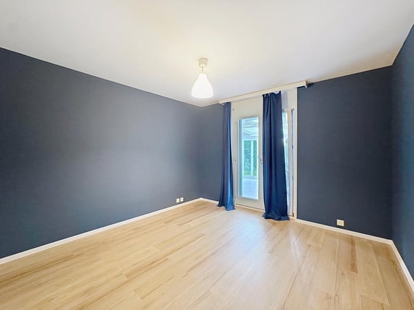 Sion – Appartement de 2.5 pièces au rez avec pelouse privative et garage-box, proche du centre-ville 9