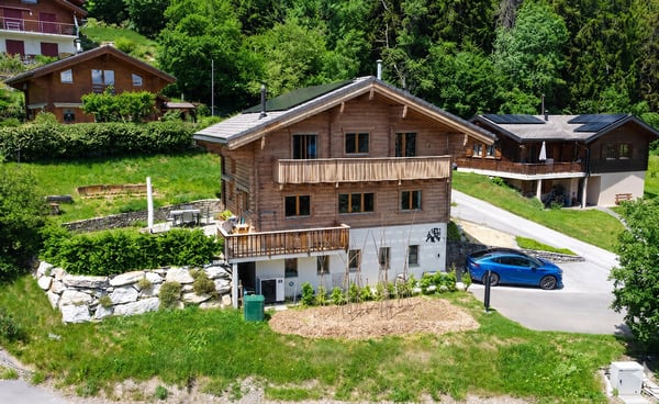 Arbaz, chalet de 5.5 pièces de 175 m2 avec garage et places de parc 1