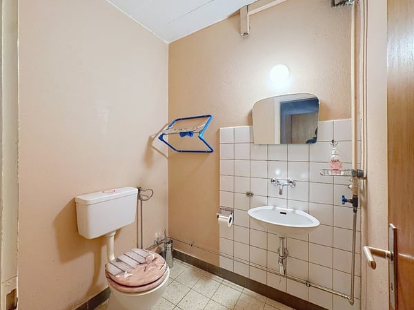 Sion, centre-ville : local commercial de 230 m² avec un grand potentiel d'aménagement 6