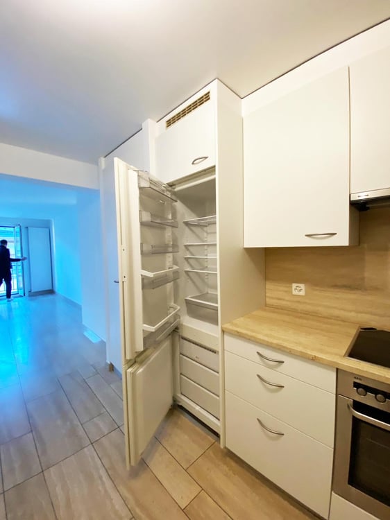 Sion, appartement de 3 pièces au centre-ville et près de la place du Midi 6
