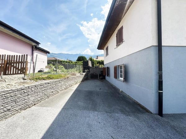 Vétroz , appartement de 2.5 pièces avec terrasse – Rez-de-villa avec place de parc 8