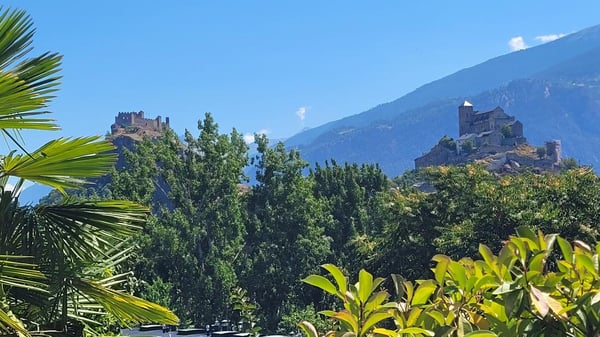 Sion , villa d’exception 6.5 pièces – Vue spectaculaire, 288 m² habitables et cadre paisible 1