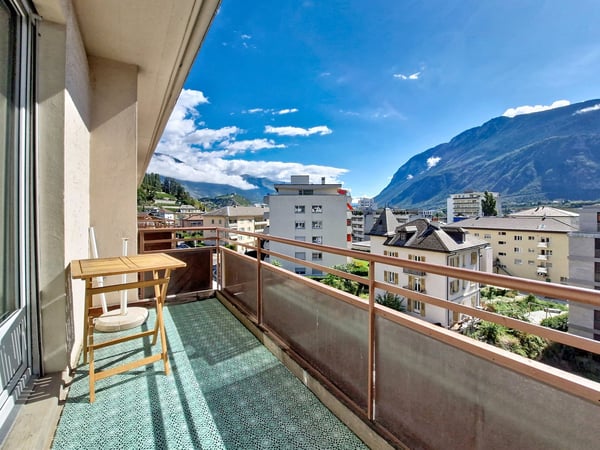 Sierre, appartement de 3.5 pièces dans le quartier de Ste-Croix 2