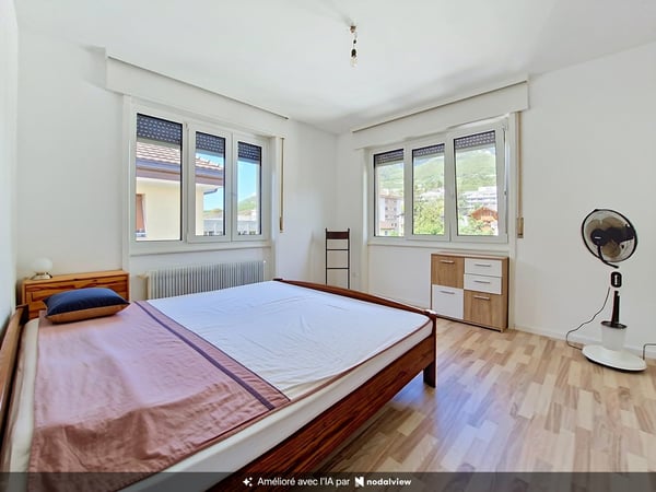 Sierre, appartement de 3.5 pièces dans le quartier de Ste-Croix 11
