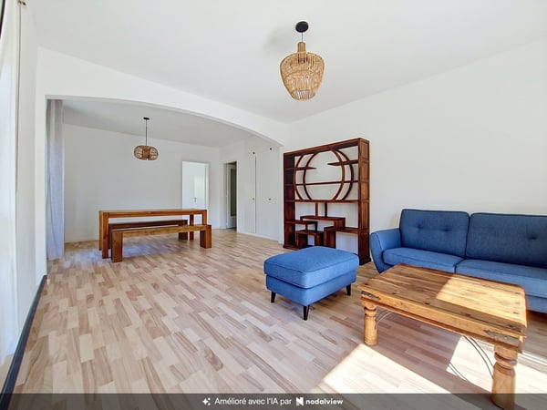 Sierre, appartement de 3.5 pièces dans le quartier de Ste-Croix 3