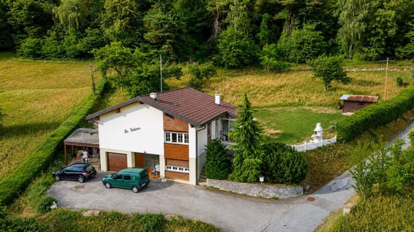 Sion, villa de 5.5 pièces de 197m2 sur les hauts de Bramois, en pleine nature, garage, couvert 1