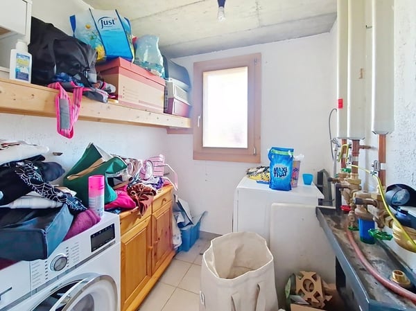 Arbaz, chalet de 5.5 pièces de 175 m2 avec garage et places de parc 20