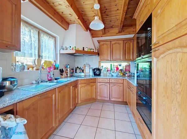 Arbaz, chalet de 5.5 pièces de 175 m2 avec garage et places de parc 6