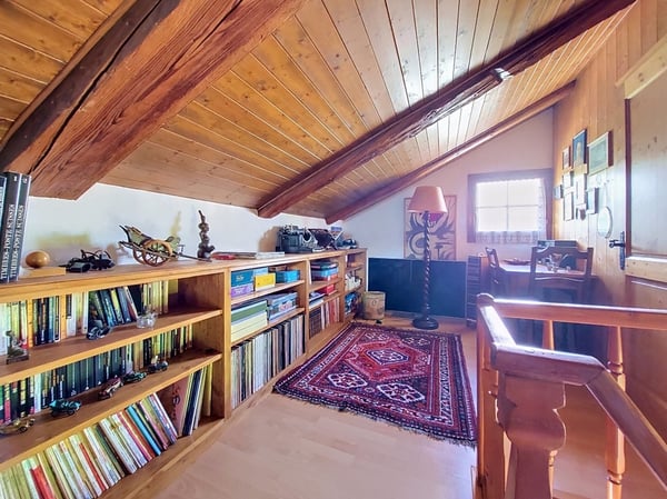 Daillet (Grône), chalet coup de cœur de 99 m² alliant charme et authenticité à 10 minutes de Nax. 9