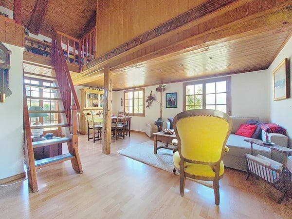 Daillet (Grône), chalet coup de cœur de 99 m² alliant charme et authenticité à 10 minutes de Nax. 2