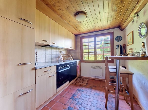Daillet (Grône), chalet coup de cœur de 99 m² alliant charme et authenticité à 10 minutes de Nax. 6