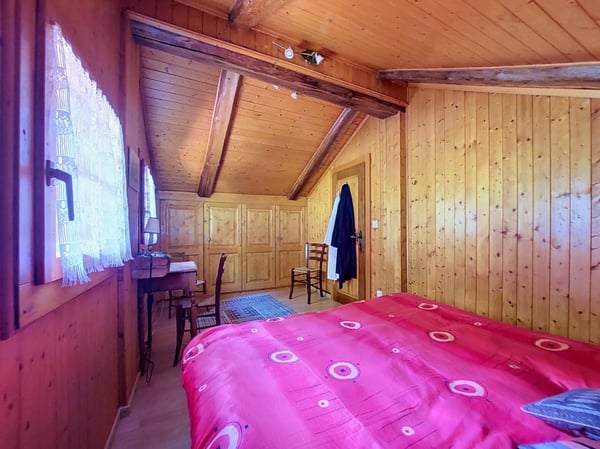 Daillet (Grône), chalet coup de cœur de 99 m² alliant charme et authenticité à 10 minutes de Nax. 13