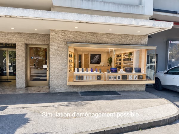 Sierre, local commercial avec sous-sol de 30 m2 aménageable sur demande au cœur de la ville 2
