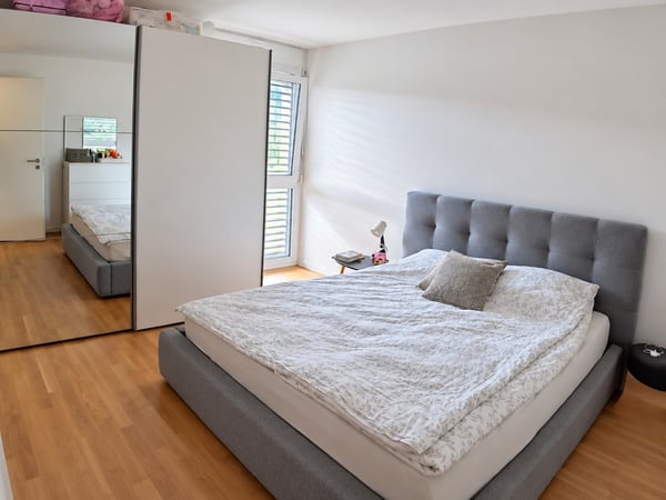 Sion, appartement de 4.5 pièces de 117m2 dans une résidence Minergie avec 2 pl. de parc intérieures 8
