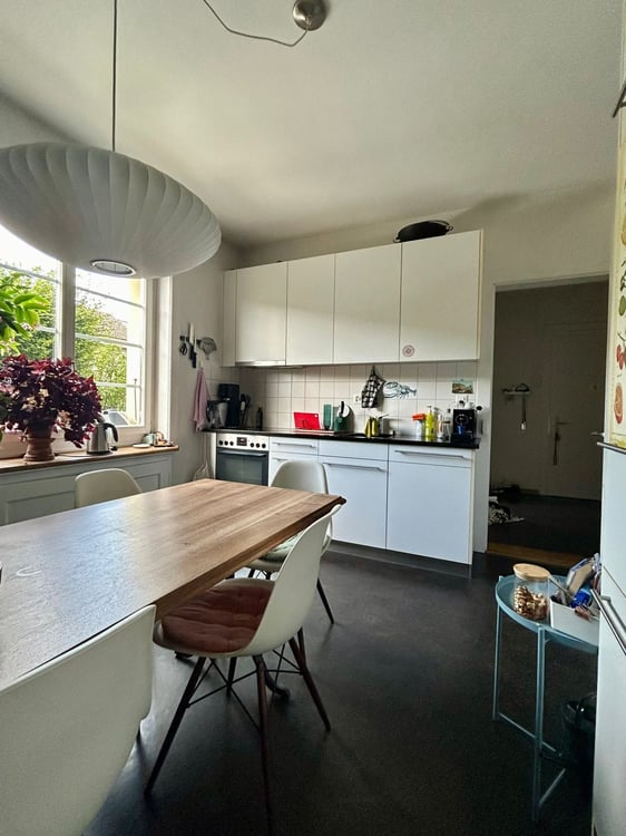 Tolle 1 1/1-Zimmerwohnung im Breitsch 2