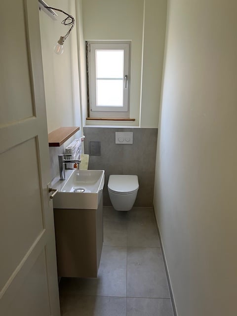 Grosszügige 1-Zimmer-Wohnung mit Balkon an ruhiger Lage in Bern 6