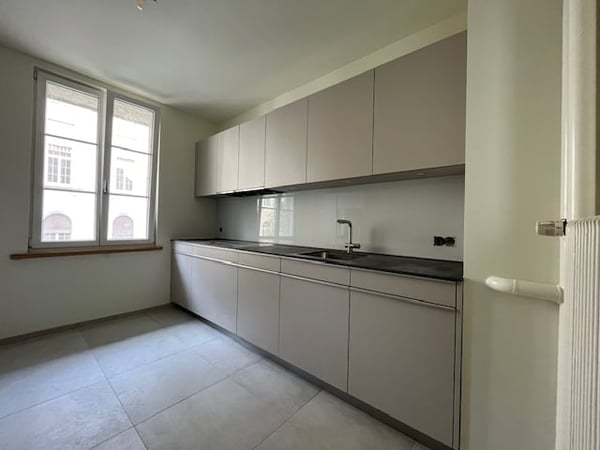 Grosszügige 1-Zimmer-Wohnung mit Balkon an ruhiger Lage in Bern 3