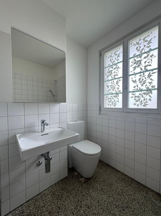 Tolle 2 1/2-Zimmerwohnung im Breitsch 7