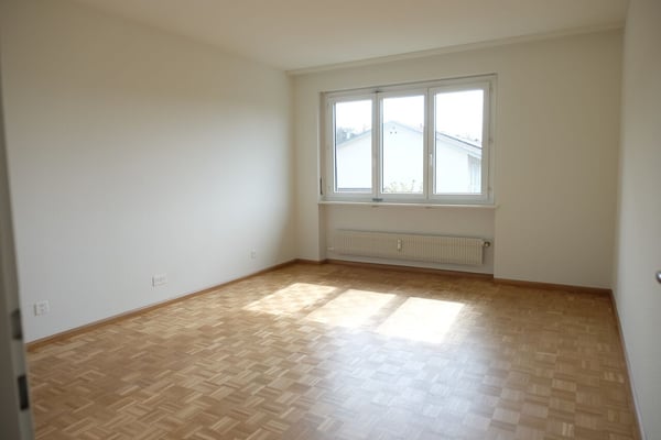 grosszügige 3.5-Zimmerwohnung mit Garage in Riehen 5