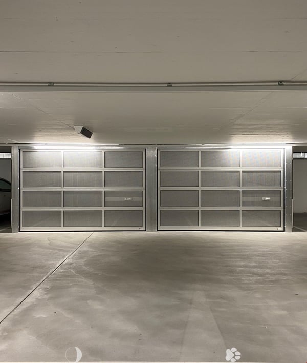 separate Garagenboxen in Einstellhalle zu vermieten 1