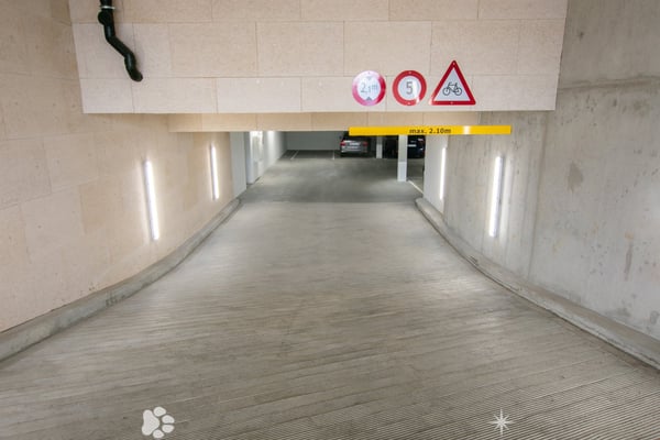 separate Garagenboxen in Einstellhalle zu vermieten 4