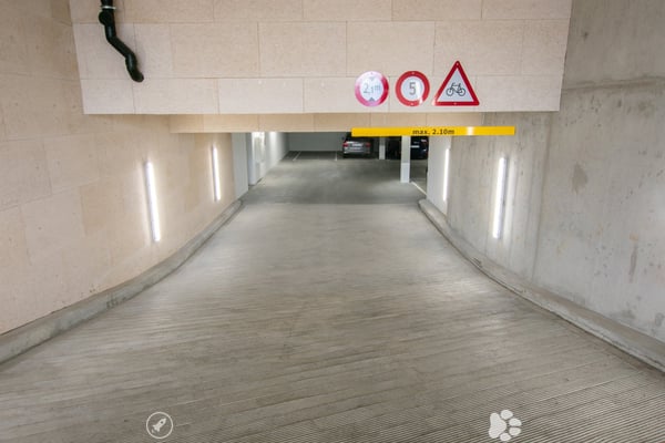 separate Garagenboxen in Einstellhalle zu vermieten 4