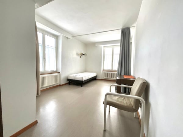 Chambre meublée avec salle de bain privative 1