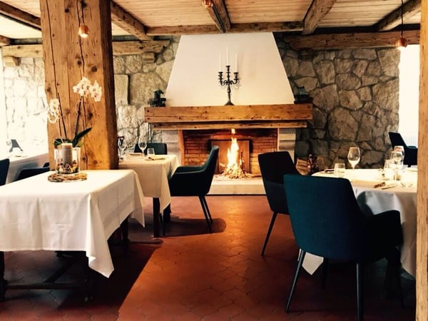 Ensemble hôtelier et restaurant avec appartement de fonction 1