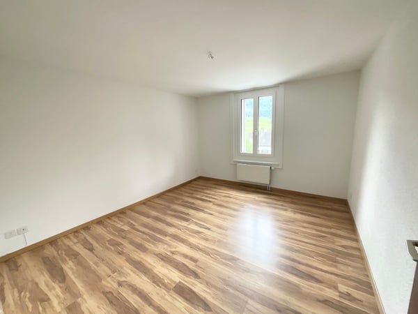 Bel appartement lumineux de 3 pièces avec balcon et vue dégagée 6