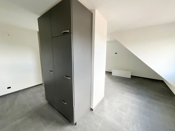 Charmant appartement de 3 pièces avec cheminée et balcon plein sud 2