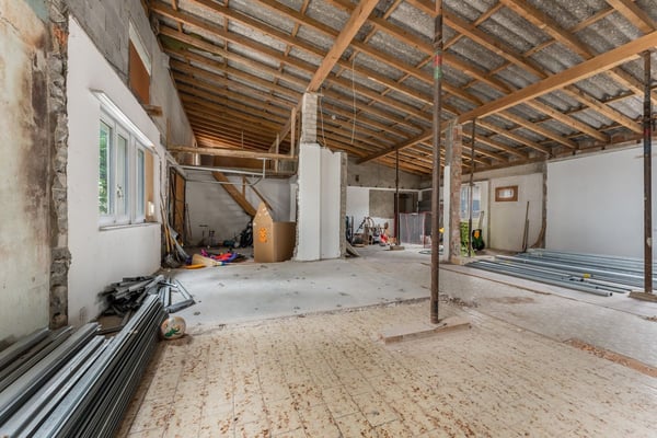 Locaux artisanaux et garages 3