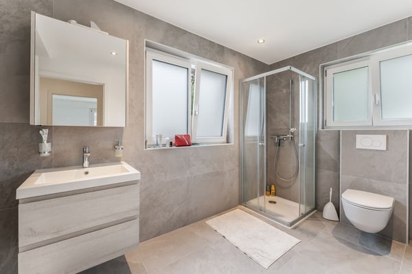 Maison individuelle avec deux appartements, potentiel locatif 6