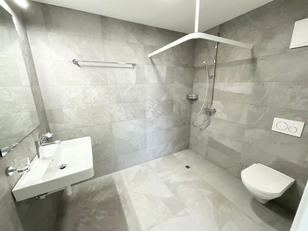 Appartements neufs de 2.5 pièces avec loggia - Confort moderne, durabilité et qualité de vie au coeur du village 4