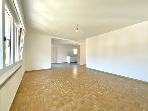Bel appartement lumineux de 2.5 pièces avec balcon 3
