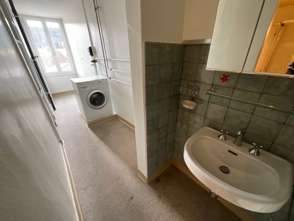 Charmant appartement de 4 pièces avec grande terrasse au coeur de Tramelan 5