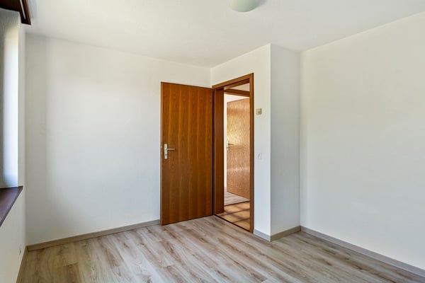 Maison familiale spacieuse de 7 pièces à Saignelégier 11