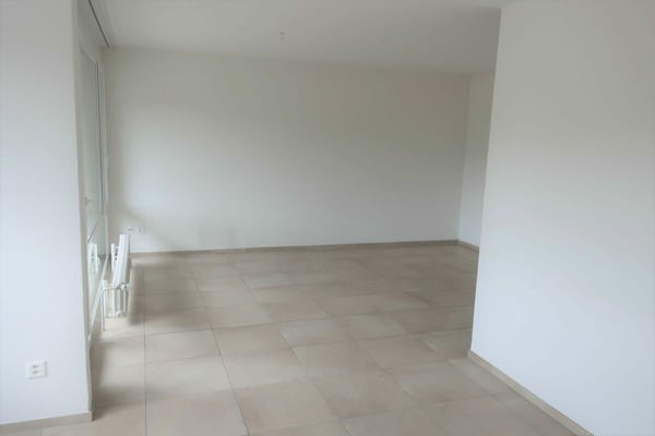Appartement de 2 pièces avec balcon et ascenseur 3