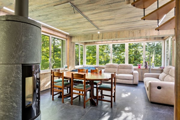 Un refuge au coeur des crêtes jurassiennes 2'520 m² de nature 4