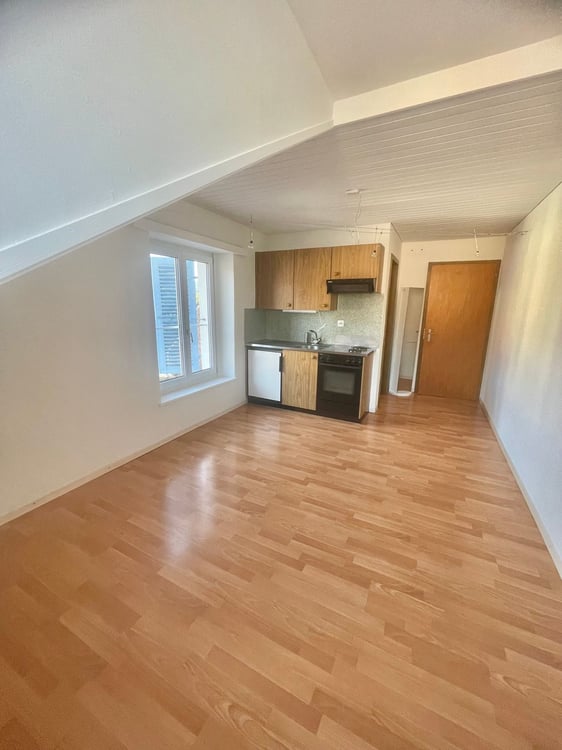 Studio au coeur de la vieille ville de Delémont 2