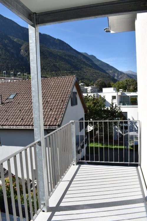 Sonnige 1.5 Zi-Dachwohnung an ruhiger Lage. 7