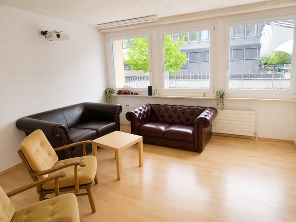 Geräumige 6.5 Zimmerwohnung im Zentrum, mit Dachterrasse, INKL. GARAGE 7