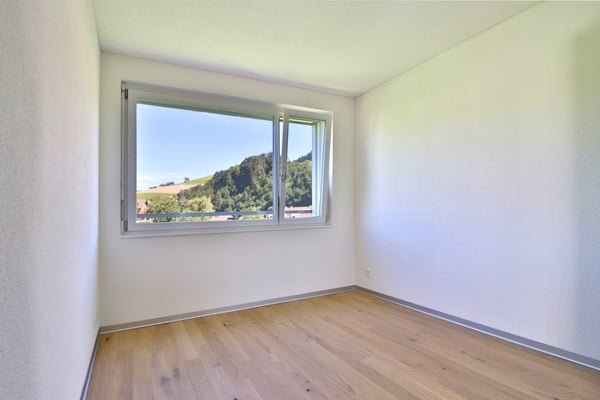 Moderne Attikawohnungen mit Panoramablick in Biglen 7