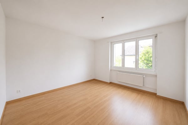 3.5-Zimmer-Eigentumswohnung mit Balkon – viel Potenzial zum attraktiven Preis 4