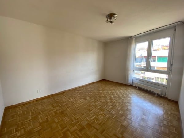 Geräumige und helle 1.5-Zimmer-Wohnung mit Balkon 10